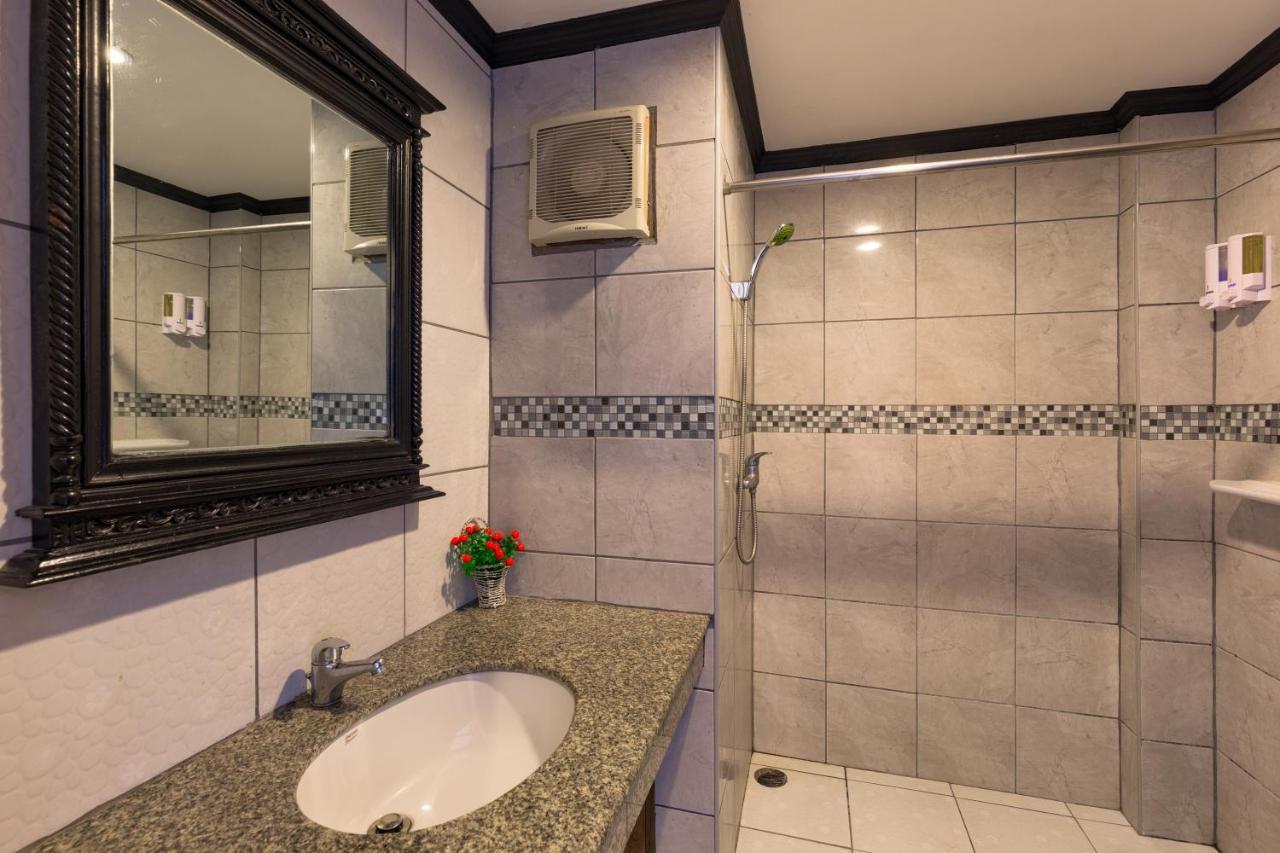 Patong Holiday Dream Hotel Екстериор снимка