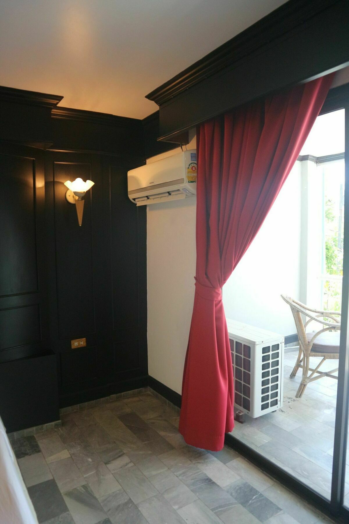 Patong Holiday Dream Hotel Екстериор снимка